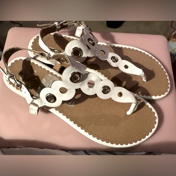 Report Shoes - Report White flat thong buckle sandal with circles and gold hardware grommets